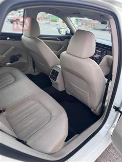 فولكسفاغن باسات